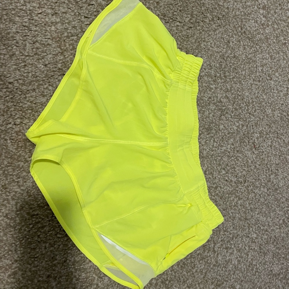 LULULEMON HOTTY HOT SHORTS